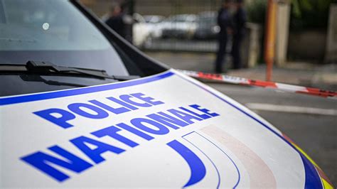Le mari droguait sa femme et la faisait violer par des inconnus .